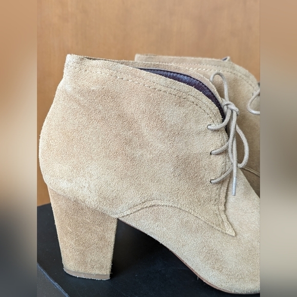 BCBG Delphine Leather Booties, Size 11 - Picture 6 of 6
